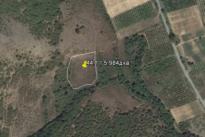 Продава нива в Струпец