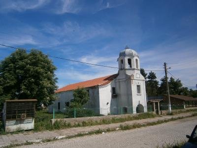 Изкупува земя в село Факия, община Средец Изкупува земя в село Факия, община Средец