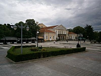 Драматичен театър "Невена Коканова" - Ямбол